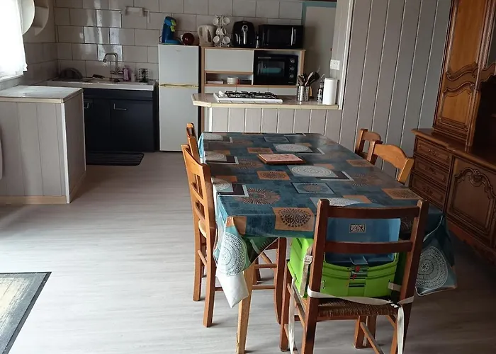 Апартаменты Chez Sylvia *