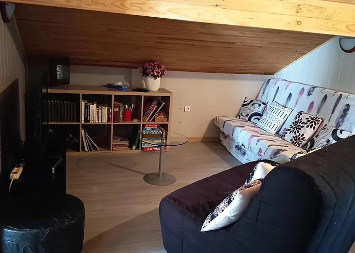 Апартаменты Chez Sylvia *